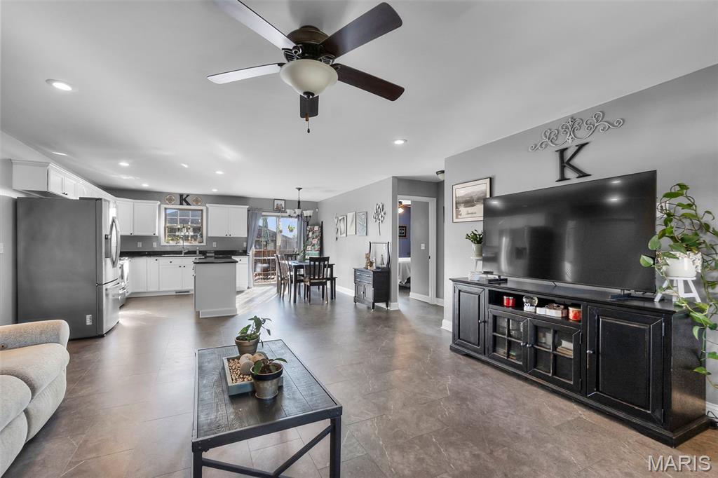 1663 Enterprise Court Jackson, MO 63755 - Photo 8 of 45