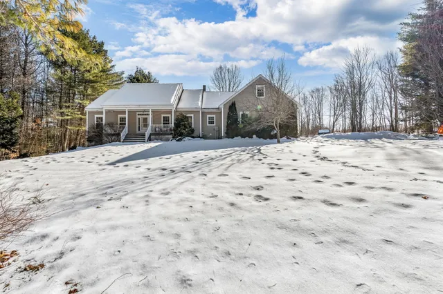 $799,000 | 78 Sunset Boulevard, Turner, ME 04282