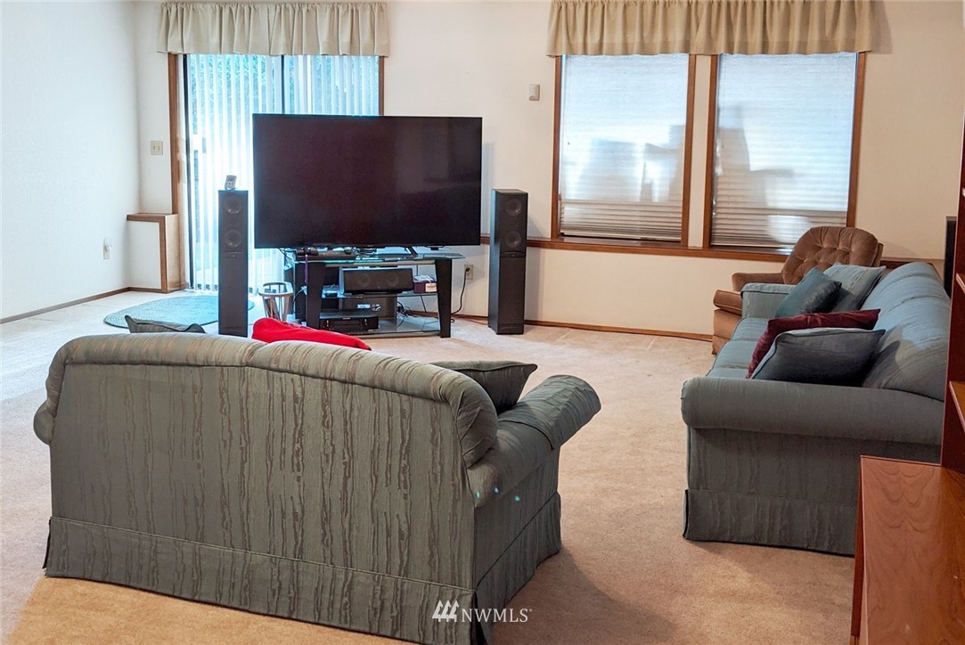 19223 98th Place South Renton, WA 98055 - Photo 24 of 30 Gallery Image 24