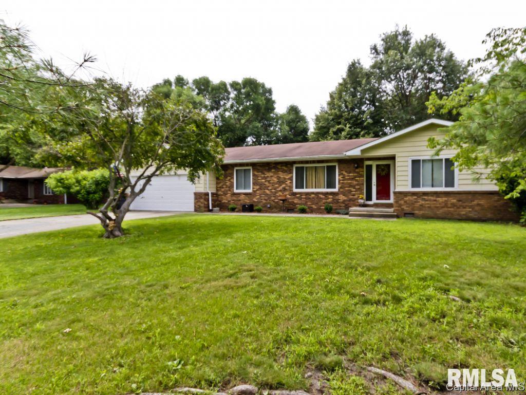 70 Axline Road Chatham, IL 62629 - Photo 27 of 33 Gallery Image 27