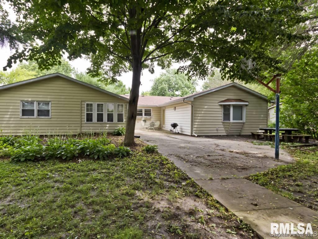 70 Axline Road Chatham, IL 62629 - Photo 30 of 33 Gallery Image 30