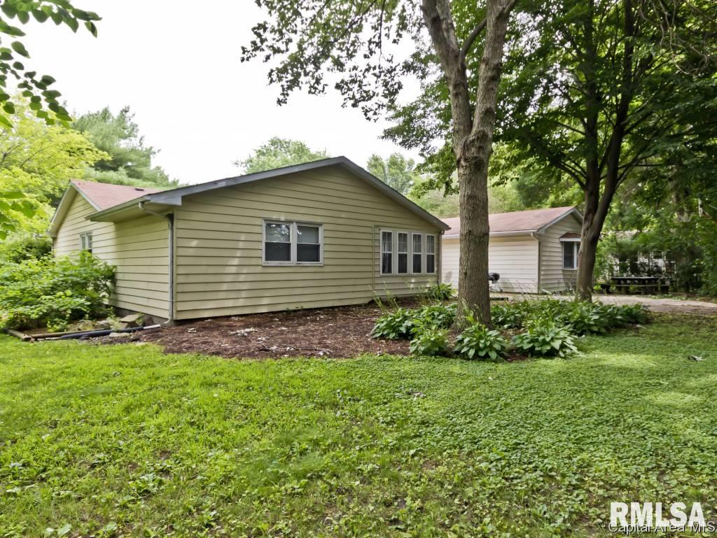 70 Axline Road Chatham, IL 62629 - Photo 32 of 33 Gallery Image 32