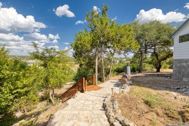 $649,900 | 1761 Lakeside Drive West, Canyon Lake, TX 78133