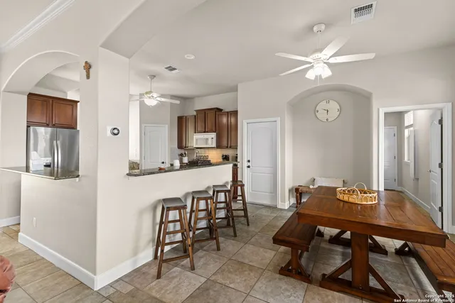 $649,900 | 1761 Lakeside Drive West, Canyon Lake, TX 78133