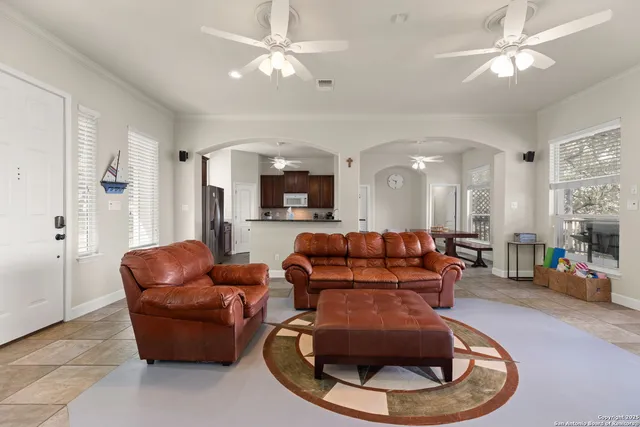 $649,900 | 1761 Lakeside Drive West, Canyon Lake, TX 78133