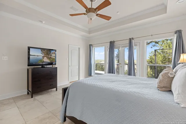 $649,900 | 1761 Lakeside Drive West, Canyon Lake, TX 78133