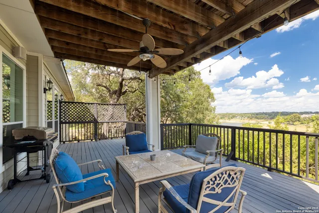 $649,900 | 1761 Lakeside Drive West, Canyon Lake, TX 78133