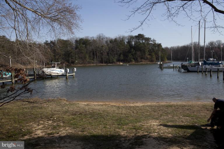 540 Manor Road Severna Park, MD 21146 - Photo 18 of 27 Community