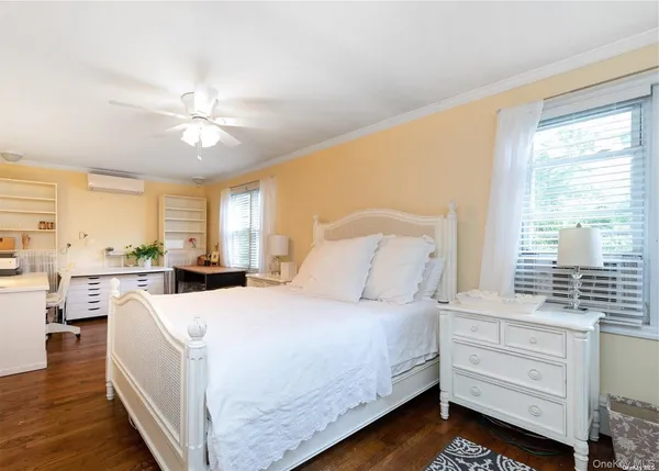 $4,500 | 1 Motts Lane, Glenwood Landing, NY 11547