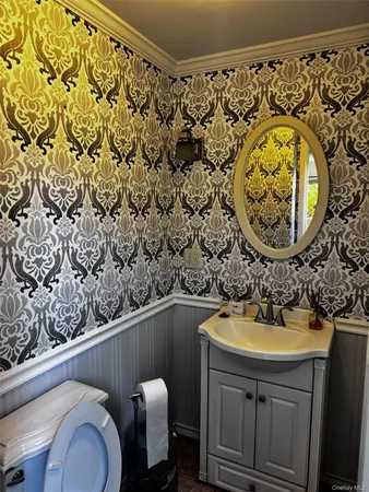 $4,500 | 1 Motts Lane, Glenwood Landing, NY 11547