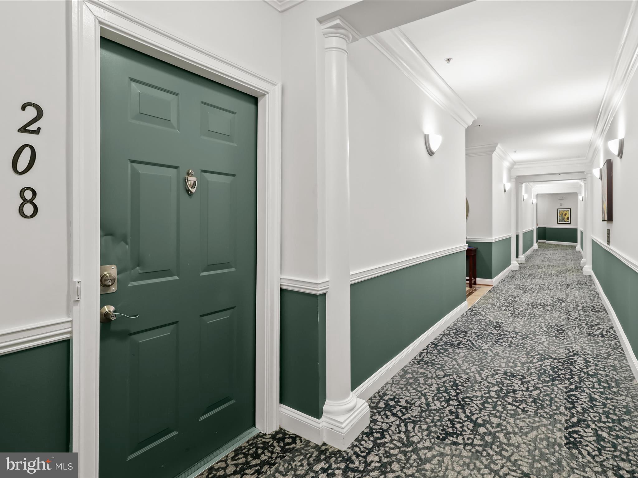 7325 Brookview Road, Unit 208 Elkridge, MD 21075 - Photo 5 of 31 a bathroom with a sink and a mirror