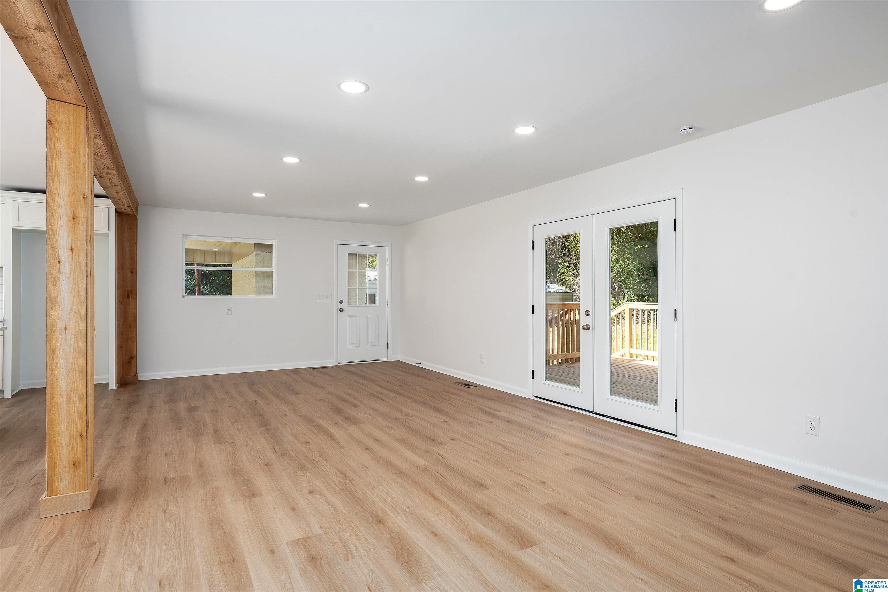 9389 Central Road Warrior, AL 35180 - Photo 13 of 42