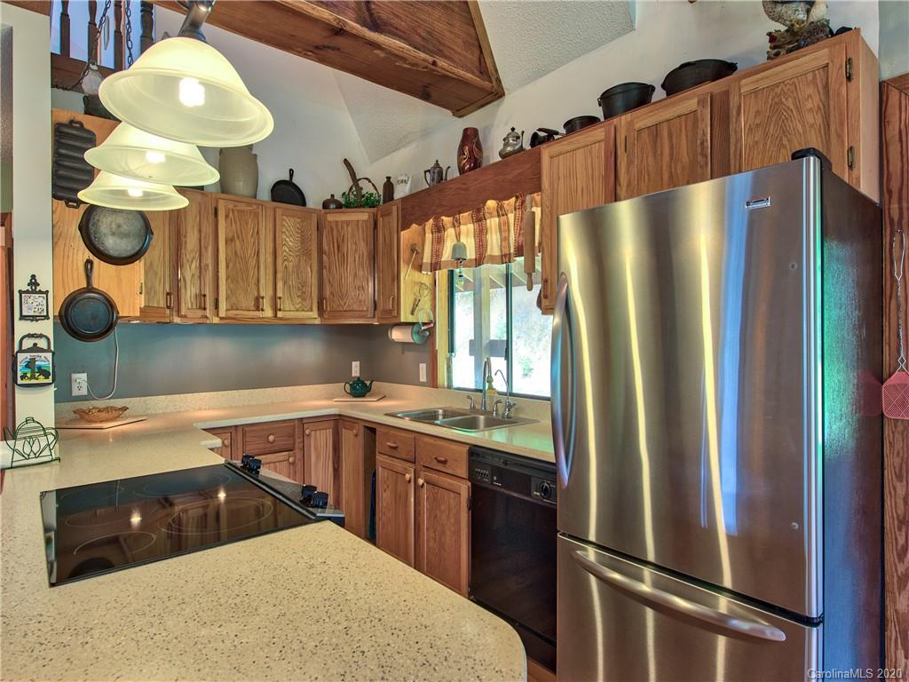 198 Boomer Ridge Maggie Valley, NC 28751 - Photo 12 of 32 Gallery Image 12