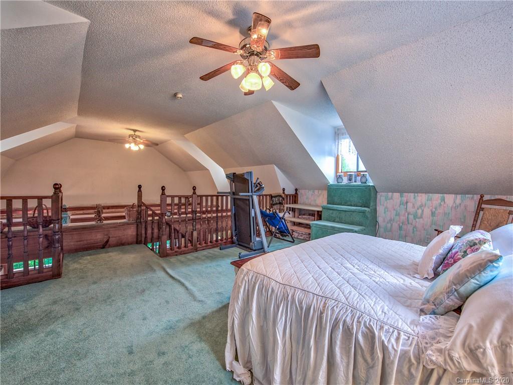 198 Boomer Ridge Maggie Valley, NC 28751 - Photo 21 of 32 Gallery Image 21