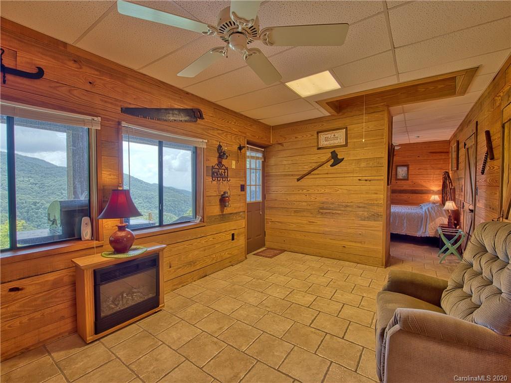 198 Boomer Ridge Maggie Valley, NC 28751 - Photo 26 of 32 Gallery Image 26
