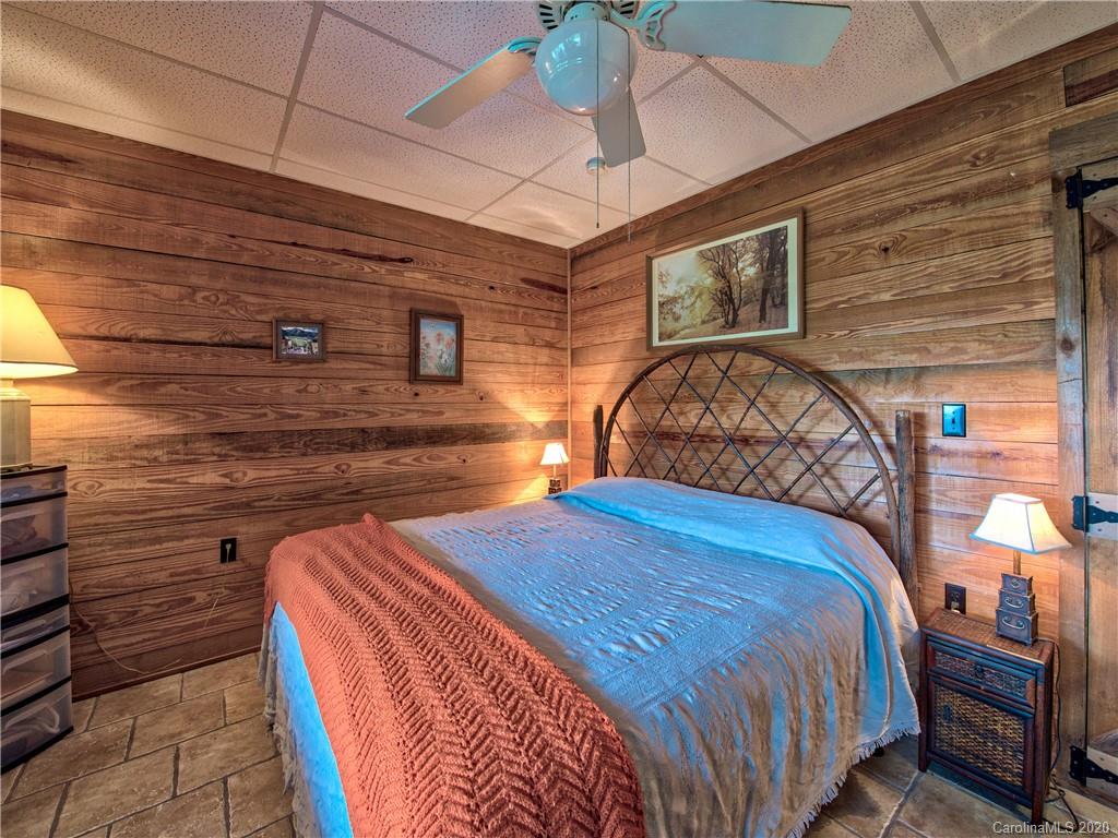 198 Boomer Ridge Maggie Valley, NC 28751 - Photo 28 of 32 Gallery Image 28