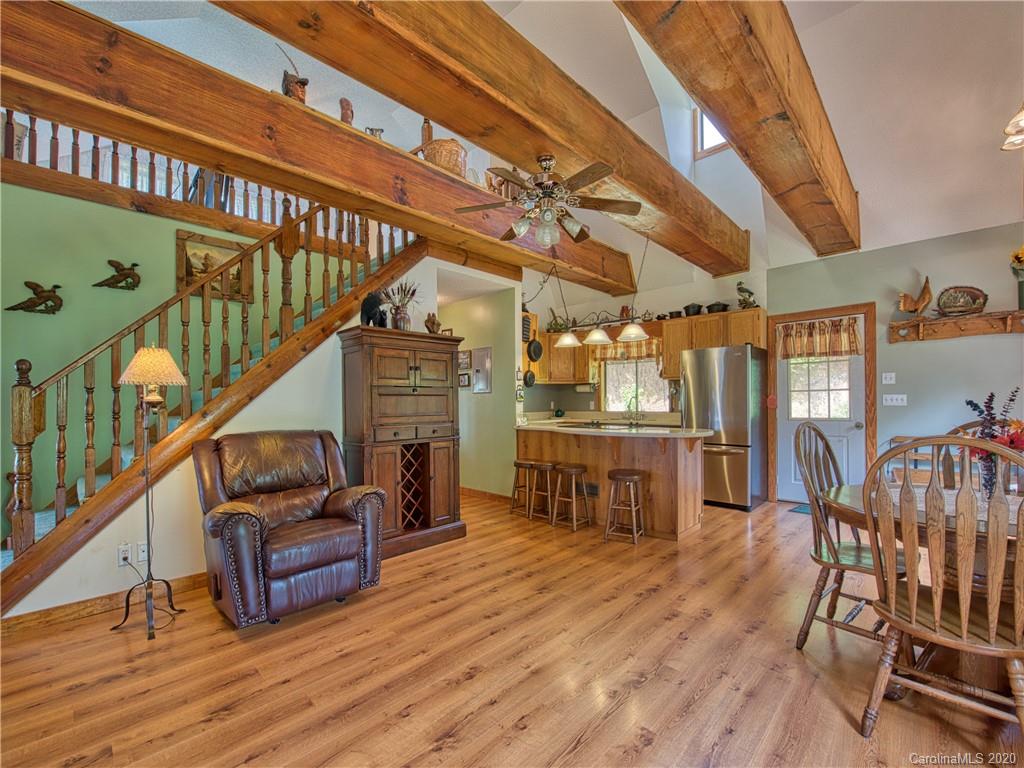 198 Boomer Ridge Maggie Valley, NC 28751 - Photo 9 of 32 Gallery Image 9
