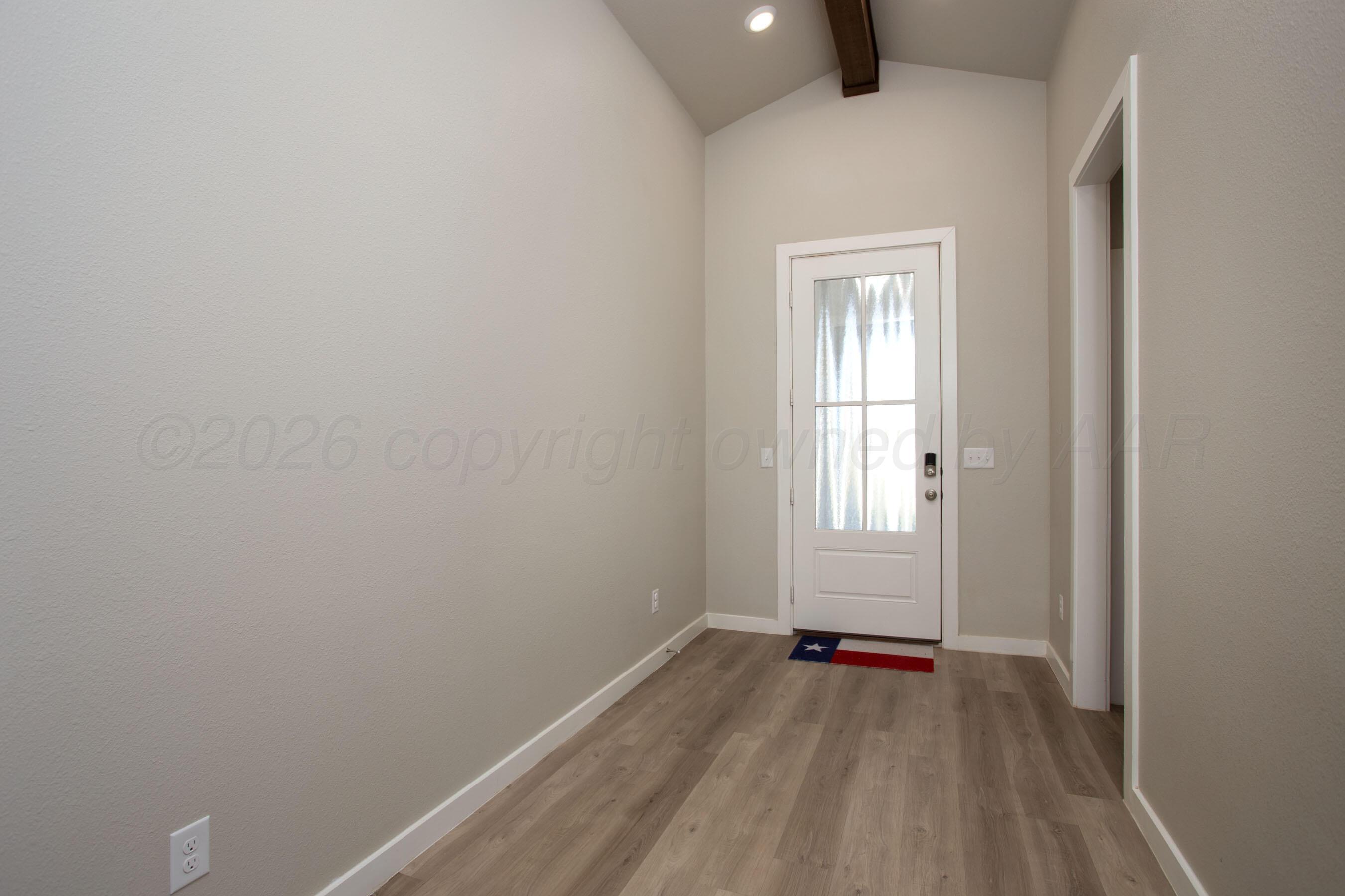 7509 Frazier Road Amarillo, TX 79119 - Photo 4 of 33 Entryway