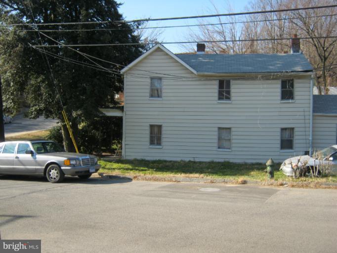 3038 Stanton Road Southeast Washington, DC 20020 - Photo 3 of 15 Exterior (Rear)