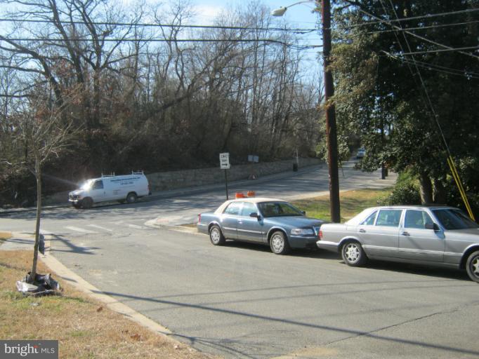 3038 Stanton Road Southeast Washington, DC 20020 - Photo 5 of 15 SIDE STREET