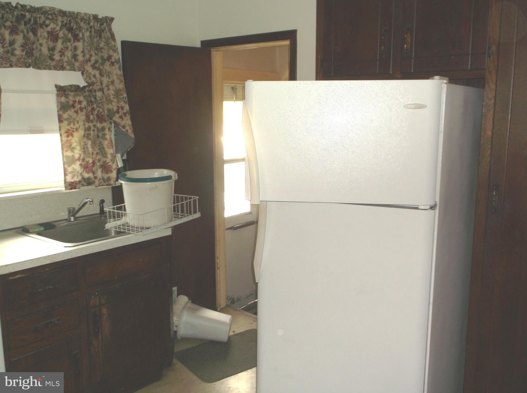 370 East Walnut Road Vineland, NJ 08360 - Photo 8 of 26 Kitchen View 2