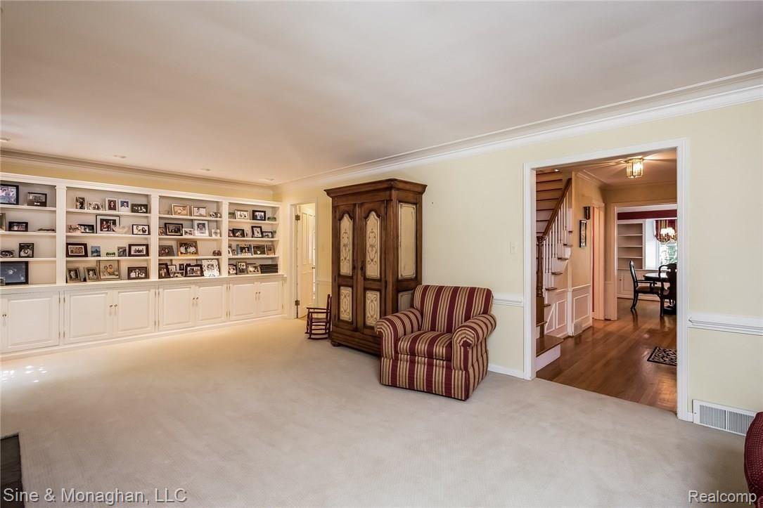 1027 Audubon Road Grosse Pointe, MI 48230 - Photo 12 of 51 013-Living_Room-3063736-medium.jpg