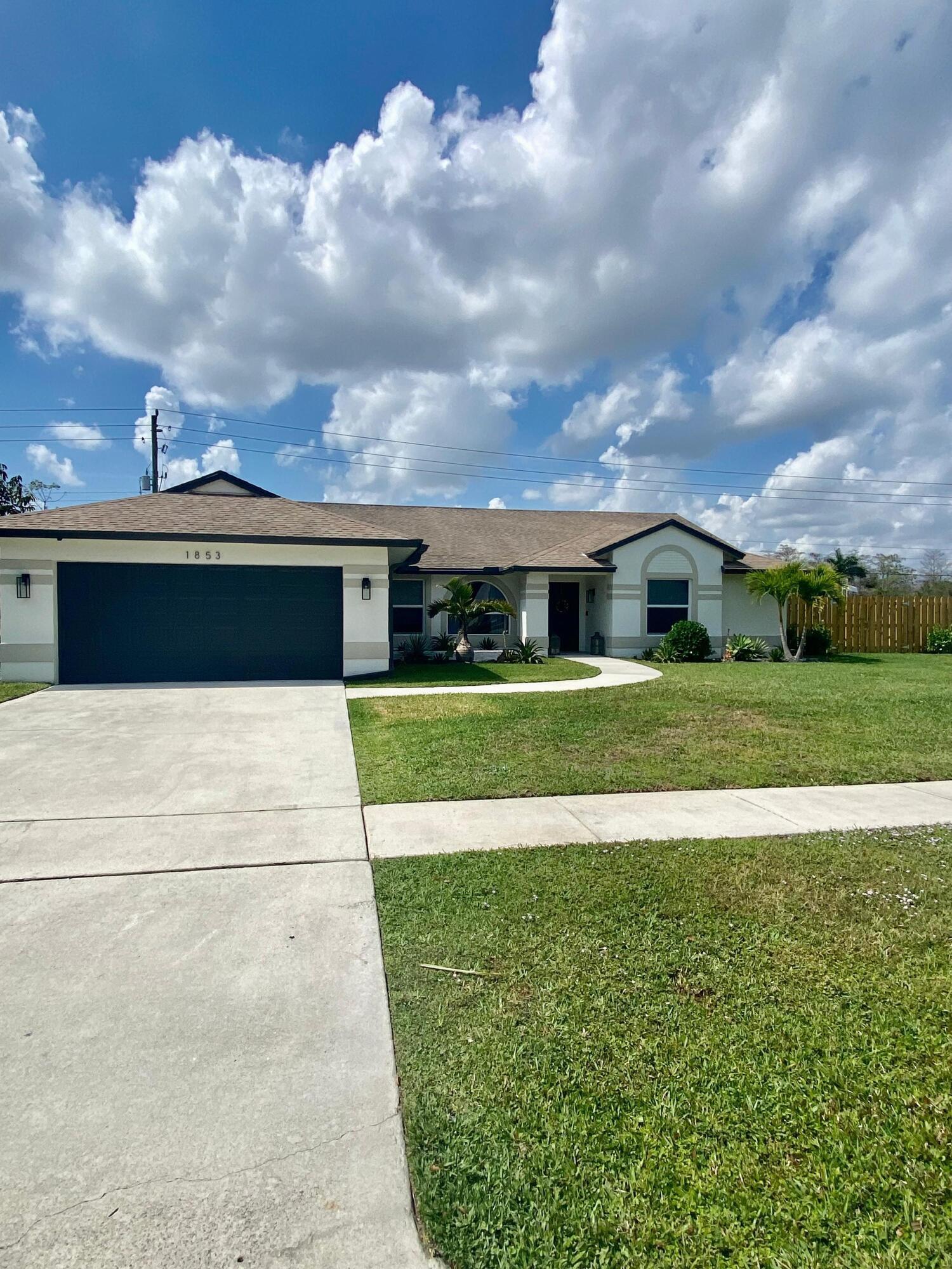 1853 Shower Tree Way Wellington, FL 33414 - Photo 32 of 51 WhatsApp Image 2025-09-01 at 4.09.25 PM