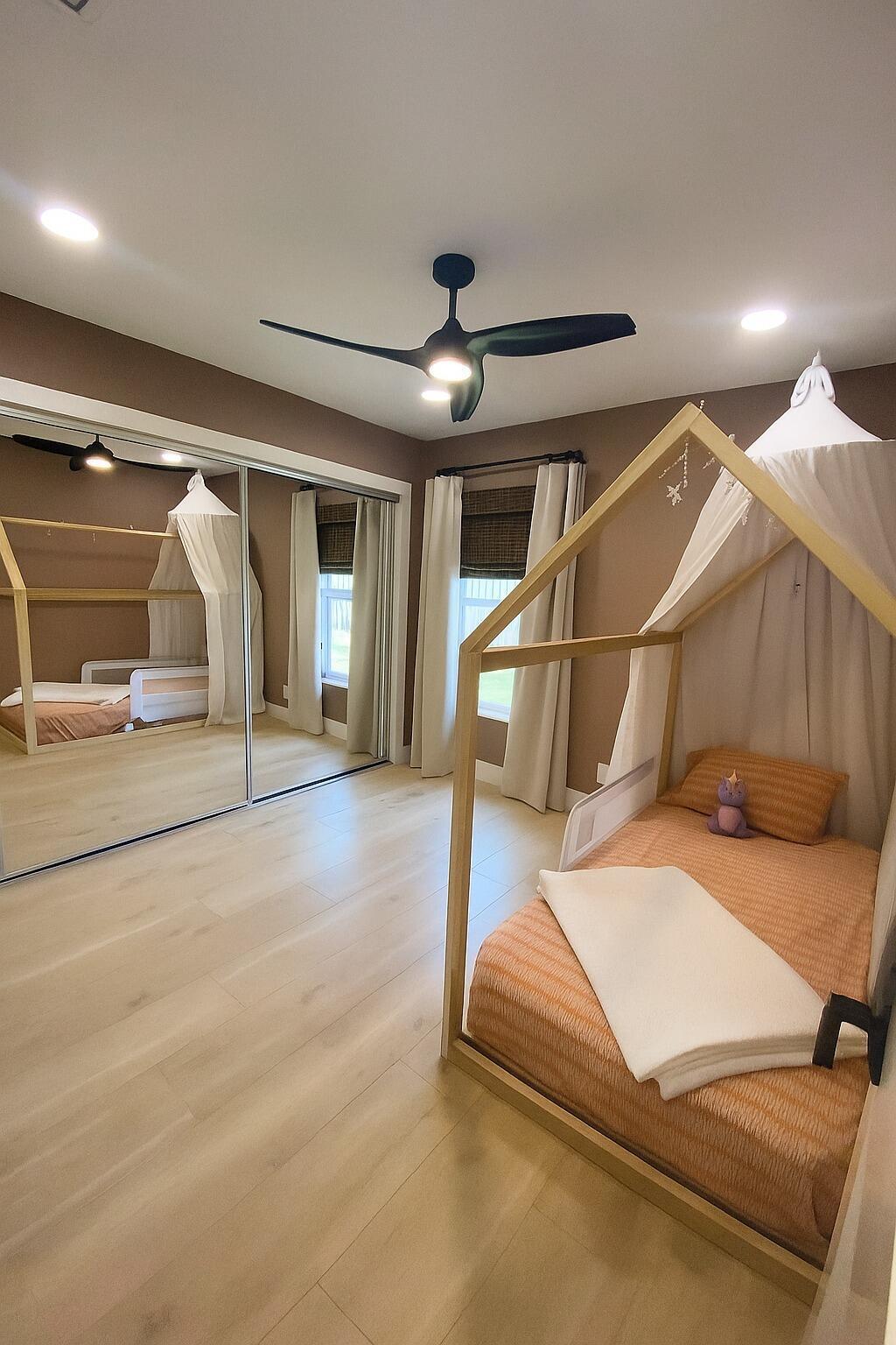 1853 Shower Tree Way Wellington, FL 33414 - Photo 45 of 51 WhatsApp Image 2025-09-03 at 9.18.45 PM