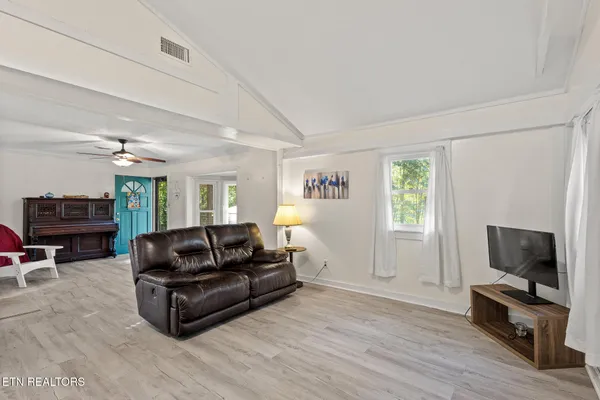 $329,900 | 147 Norwood Drive Southeast, Cleveland, TN 37323