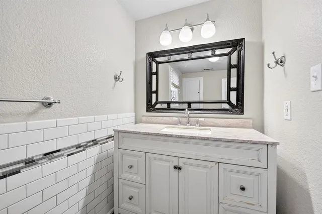 $1,450 | 501 North Church Street, Unit 5, Decatur, TX 76234