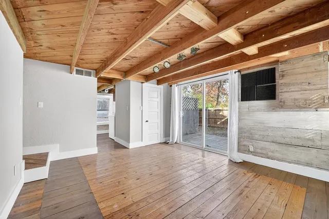 $1,450 | 501 North Church Street, Unit 5, Decatur, TX 76234