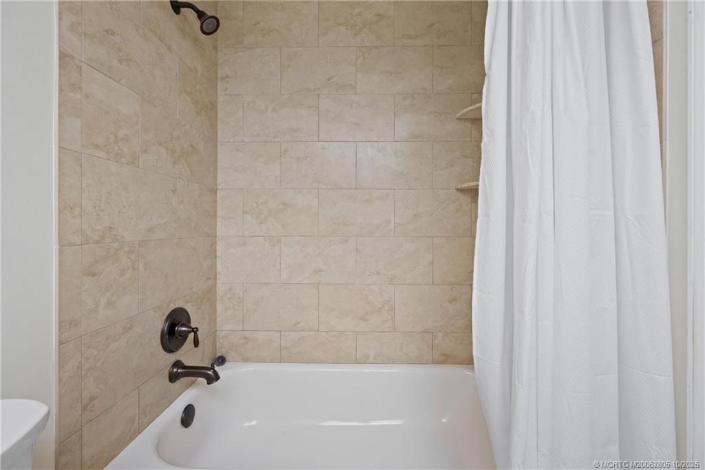 1210 Southeast Parkview Place, Unit E9 Stuart, FL 34994 - Photo 17 of 36