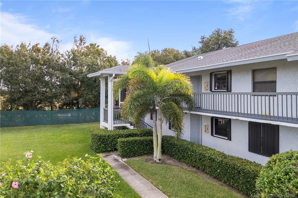 1210 Southeast Parkview Place, Unit E9 Stuart, FL 34994 - Photo 26 of 36