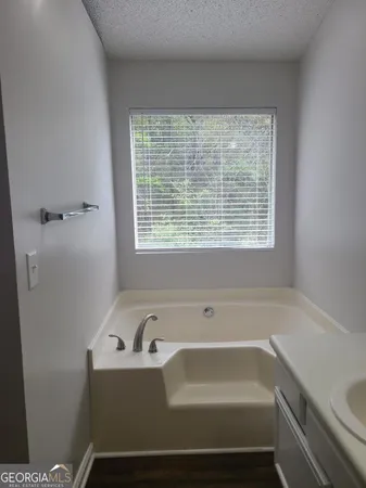 $1,800 | 1604 Picadilly Court Northeast, Conyers, GA 30013