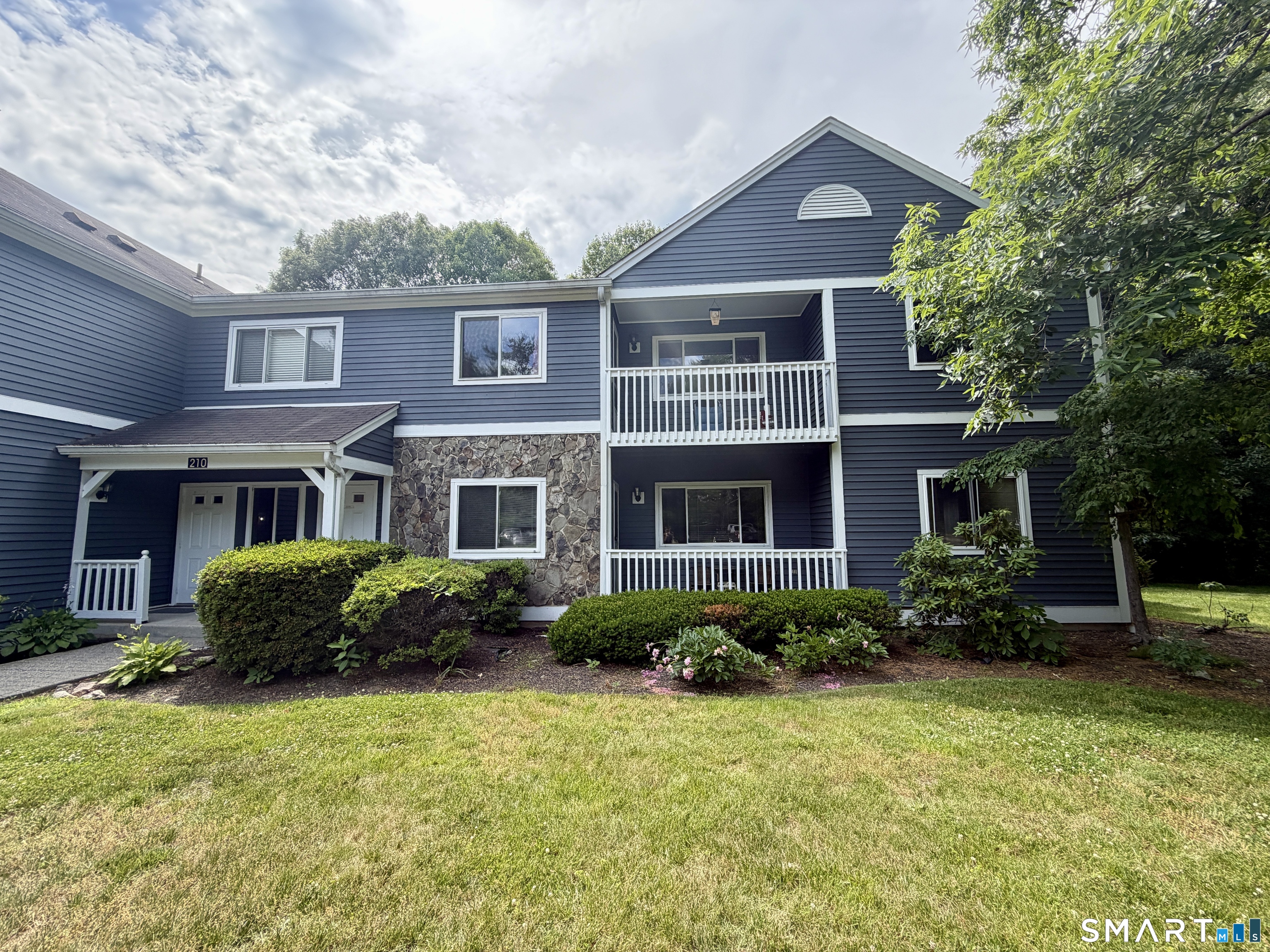 210 Windgate Circle, Unit A Monroe, CT 06468 - Photo 17 of 18