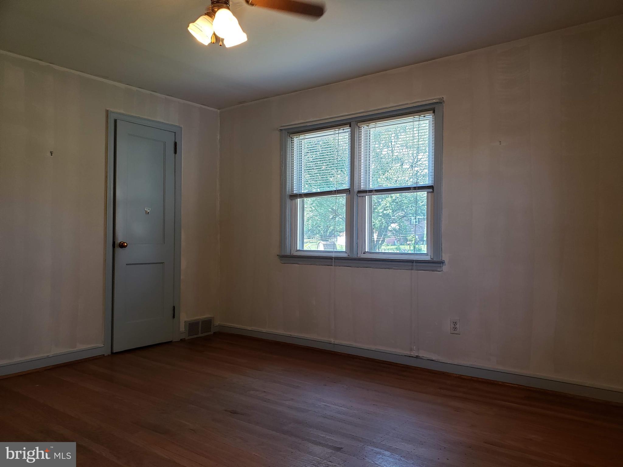 542 Valley View Road Springfield, PA 19064 - Photo 20 of 28 Bedroom #2
