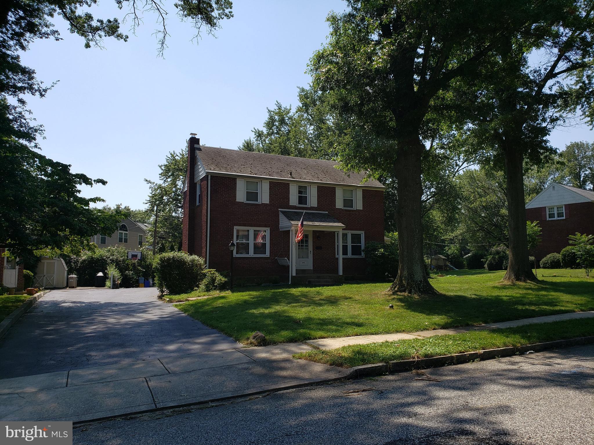 542 Valley View Road Springfield, PA 19064 - Photo 3 of 28