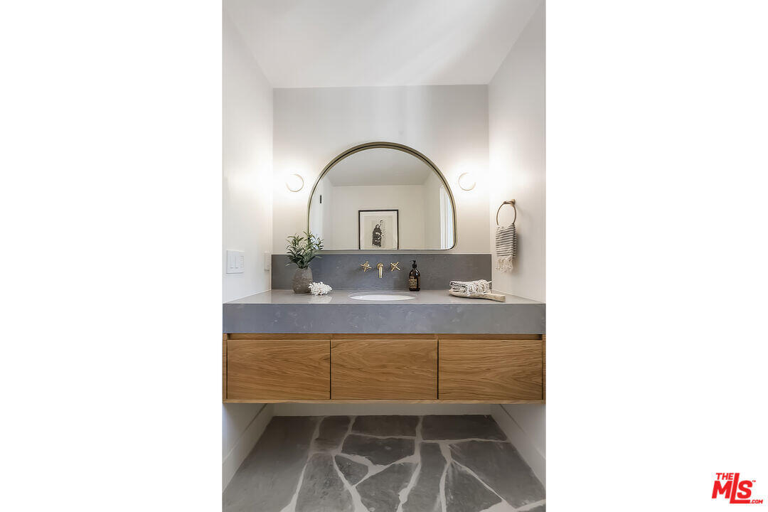 545 Del Oro Drive Ojai, CA 93023 - Photo 23 of 67 23