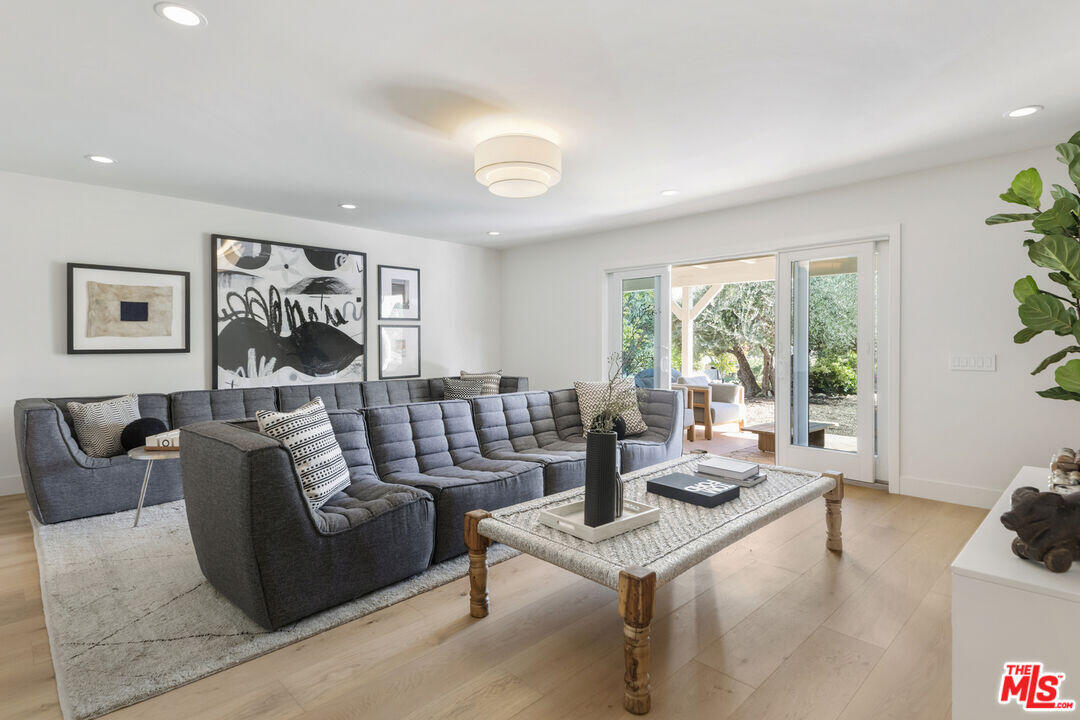 545 Del Oro Drive Ojai, CA 93023 - Photo 24 of 67 a living room with furniture and a large window