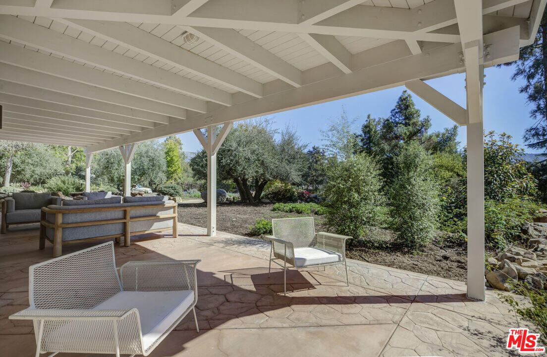 545 Del Oro Drive Ojai, CA 93023 - Photo 25 of 67 25