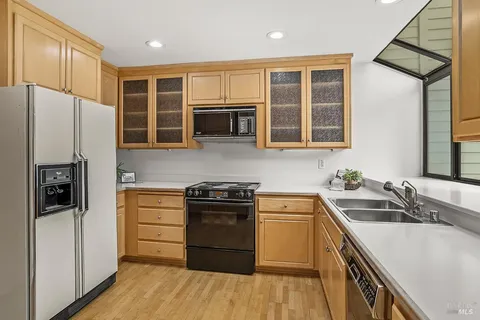 $1,139,000 | 36 Eucalyptus Knoll Street, Mill Valley, CA 94941