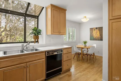 $1,139,000 | 36 Eucalyptus Knoll Street, Mill Valley, CA 94941