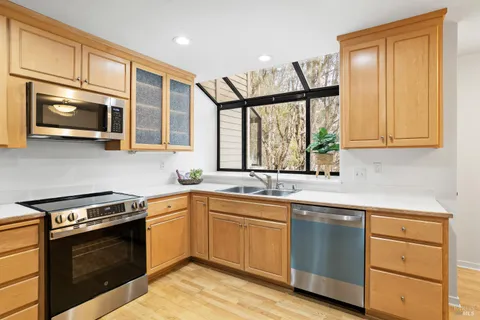 $1,139,000 | 36 Eucalyptus Knoll Street, Mill Valley, CA 94941