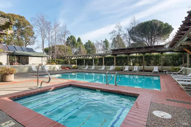 $1,139,000 | 36 Eucalyptus Knoll Street, Mill Valley, CA 94941