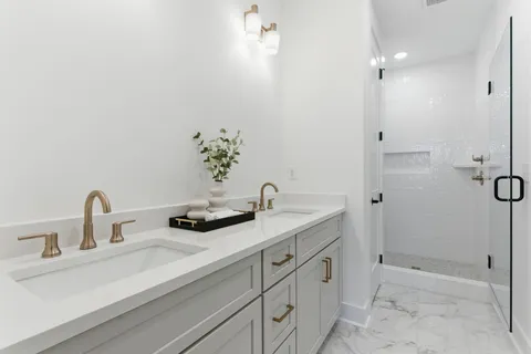 $647,000 | 669 B Westboro Drive, Nashville, TN 37209