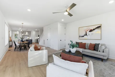 $647,000 | 669 B Westboro Drive, Nashville, TN 37209