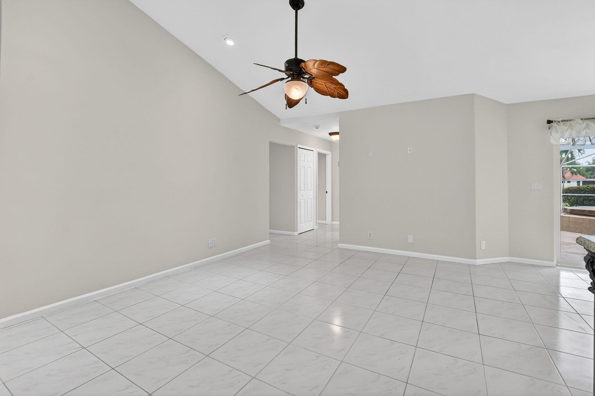 10194 Canoe Brook Circle Boca Raton, FL 33498 - Photo 22 of 42 a view of an empty room and window