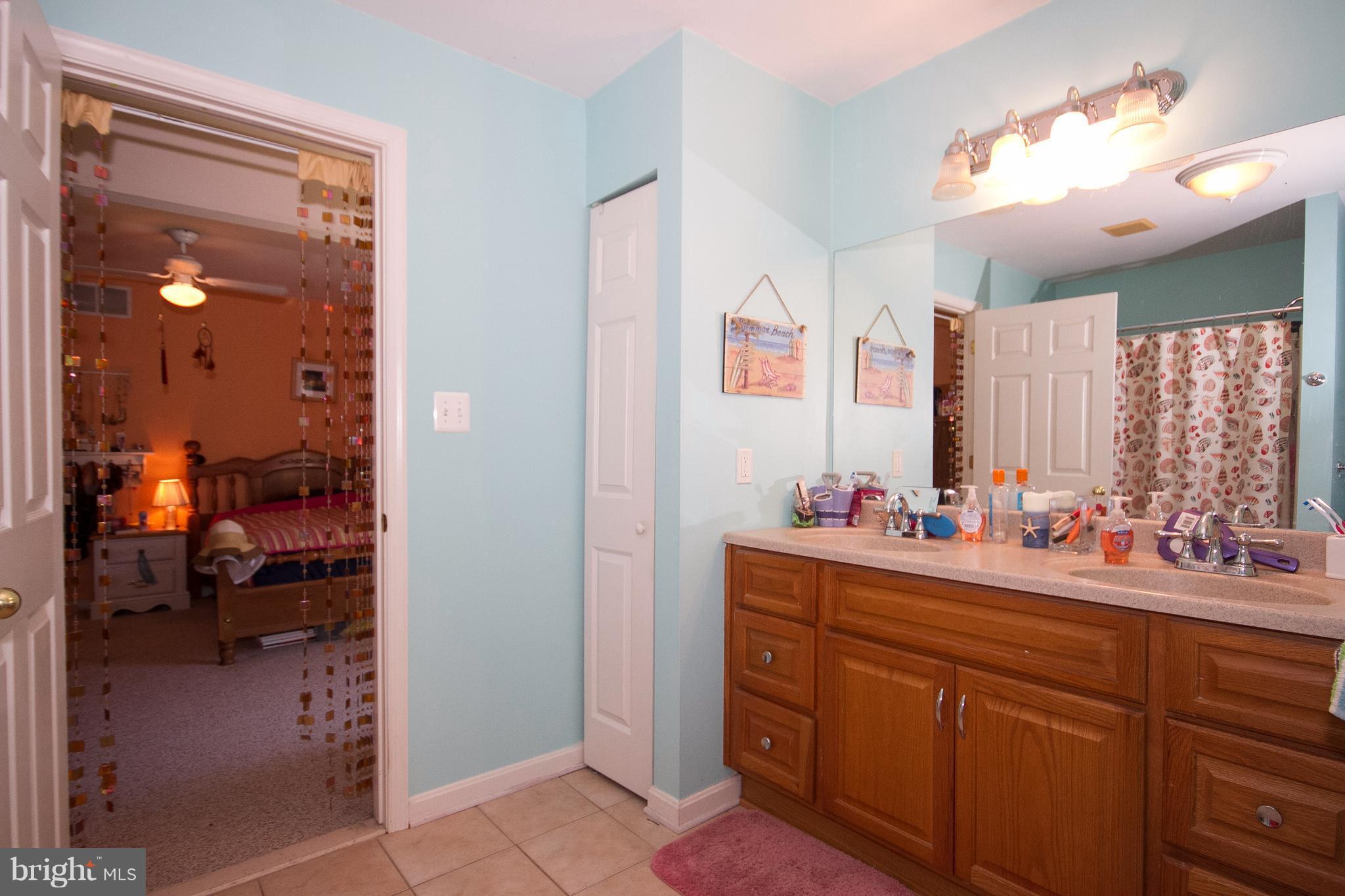 14514 Misty Valley Road Phoenix, MD 21131 - Photo 18 of 26 Bath