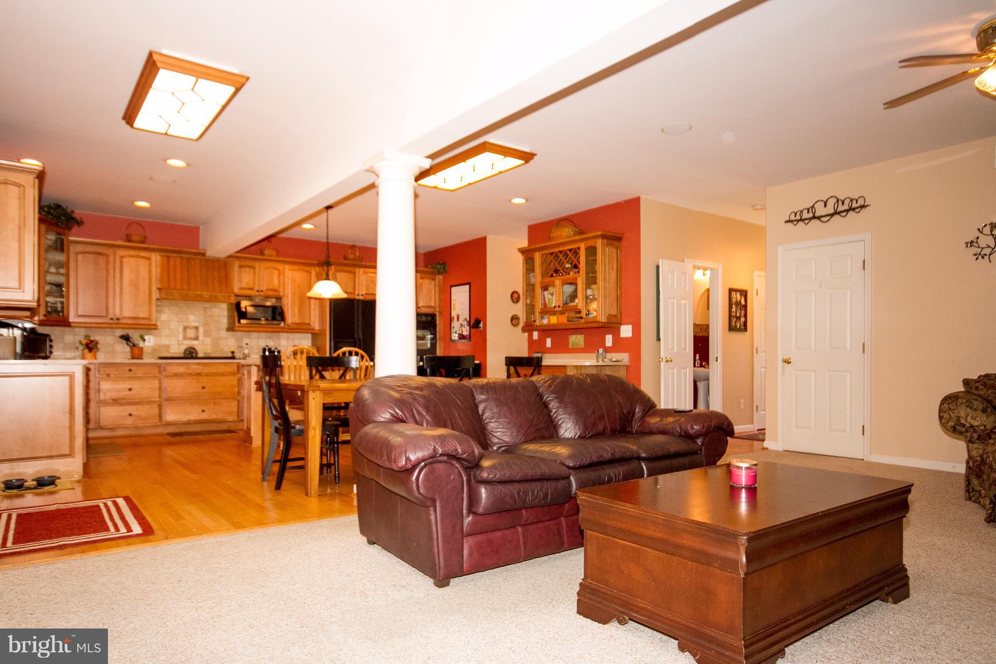 14514 Misty Valley Road Phoenix, MD 21131 - Photo 8 of 26 Family Room