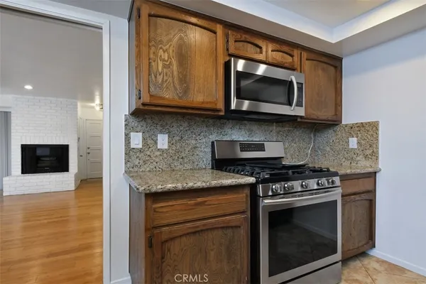 $565,000 | 7240 Shirley Avenue, Unit 101, Reseda, CA 91335